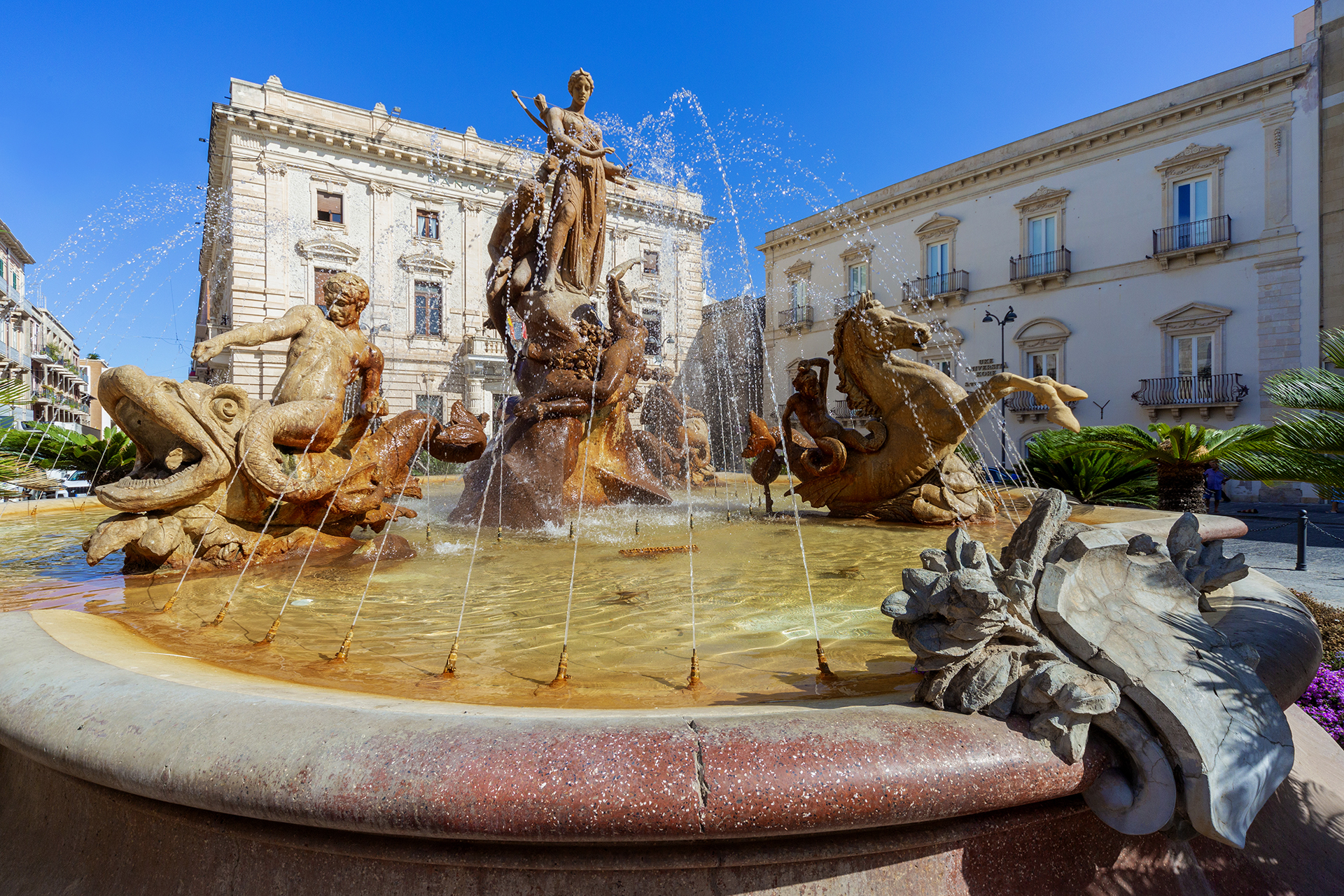 Immagine di Piazza Archimede IMG_8349